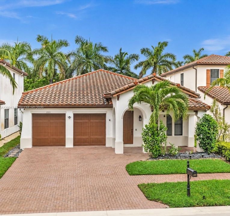 En Venta: $875,000 (3 camas, 2 baños, 2104 Pies cuadrados)
