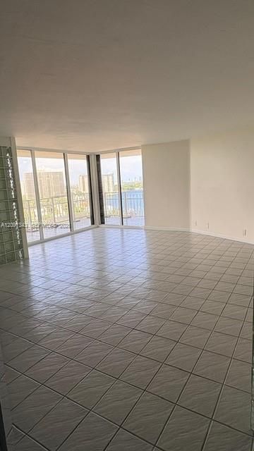 For Rent: $3,700 (2 beds, 2 baths, 1268 Square Feet)