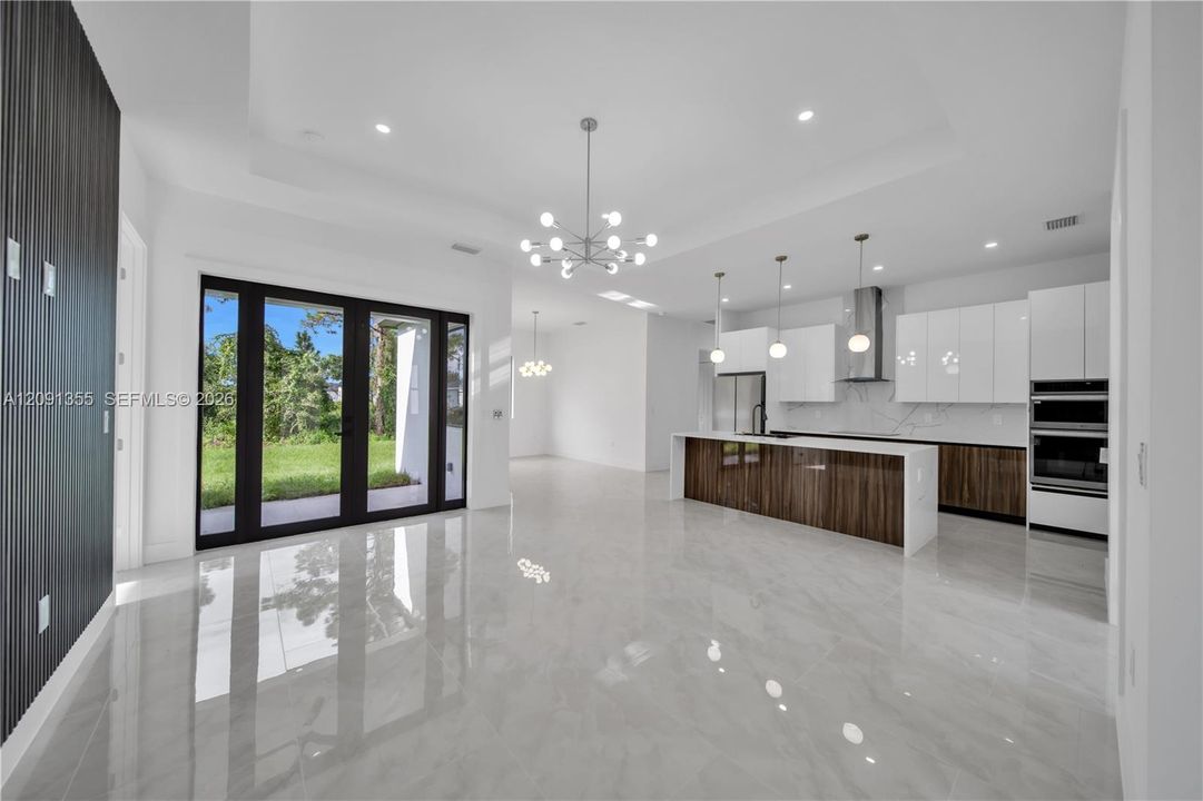 На продажу: $355,000 (3 спален, 2 ванн, 0 Квадратных фут)