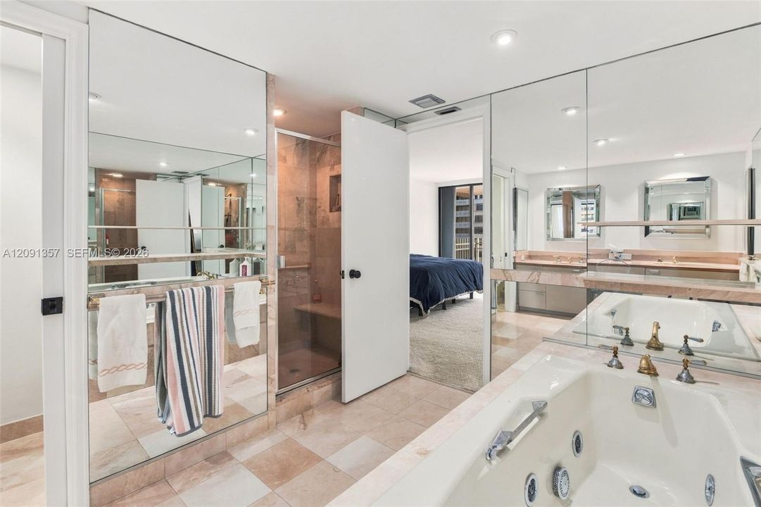 En Venta: $2,327,000 (3 camas, 2 baños, 2614 Pies cuadrados)