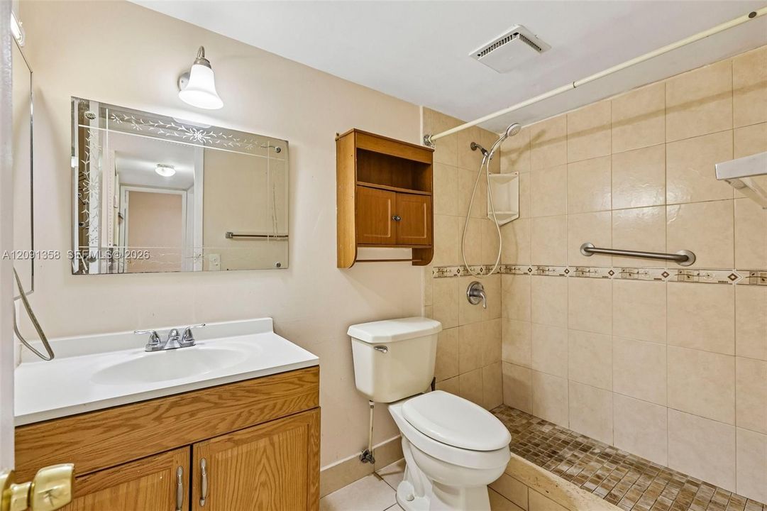 For Sale: $340,000 (3 beds, 2 baths, 1130 Square Feet)