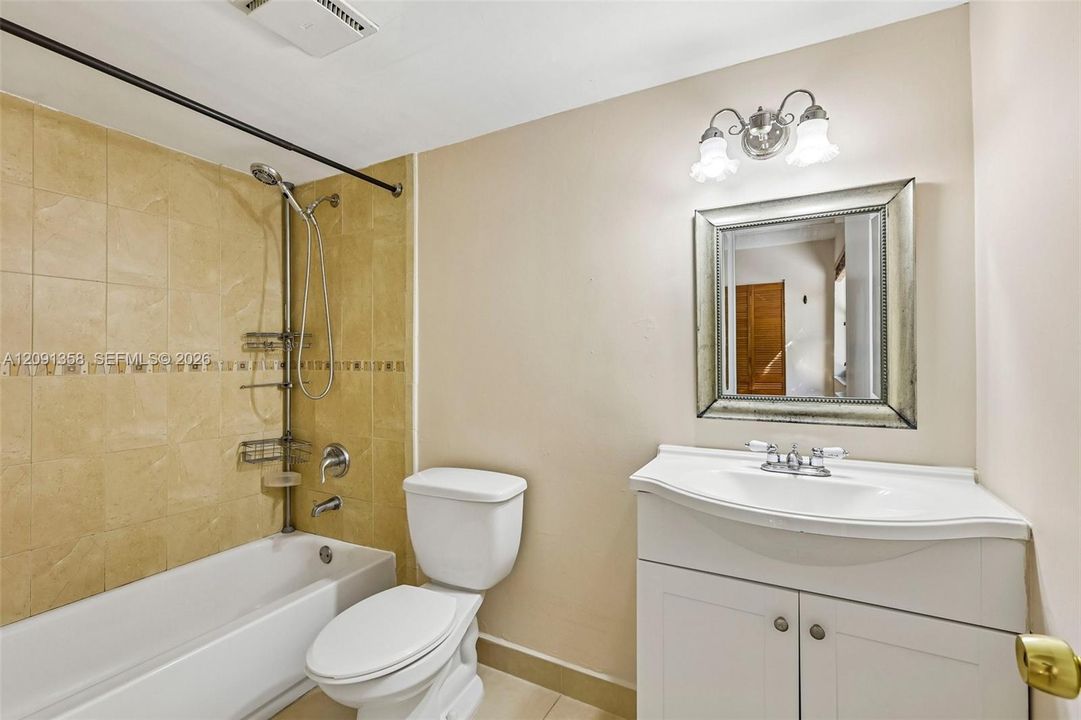 For Sale: $340,000 (3 beds, 2 baths, 1130 Square Feet)