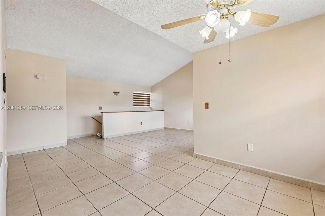 For Sale: $340,000 (3 beds, 2 baths, 1130 Square Feet)