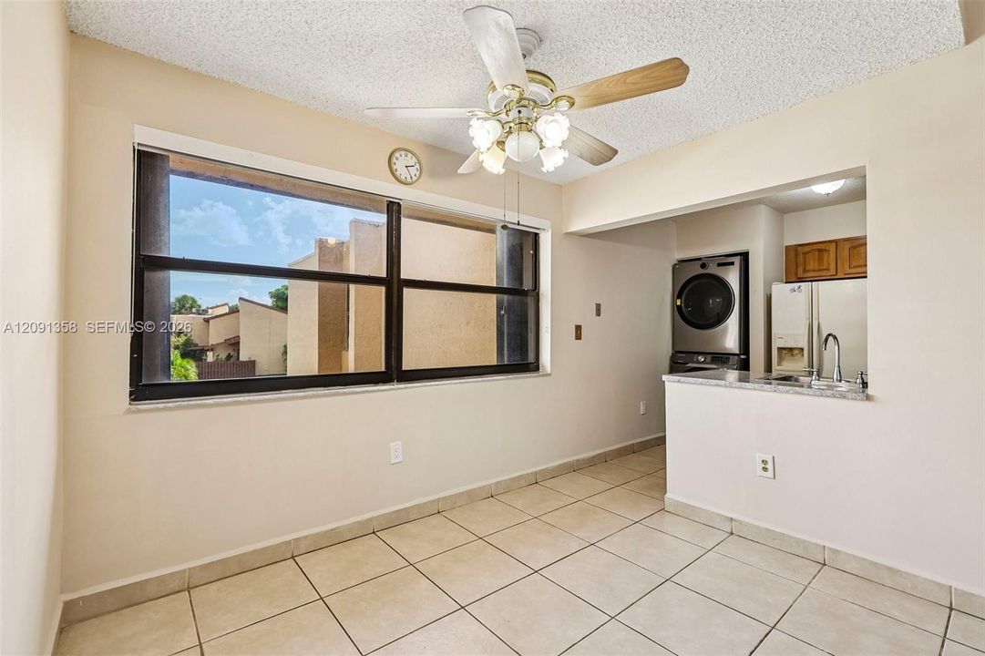 For Sale: $340,000 (3 beds, 2 baths, 1130 Square Feet)