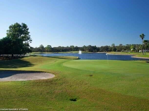 На продажу: $14,900 (0.30 acres)
