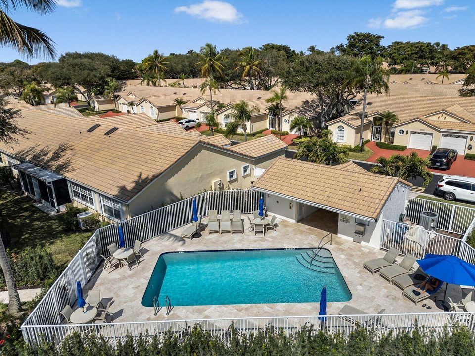 Community pool