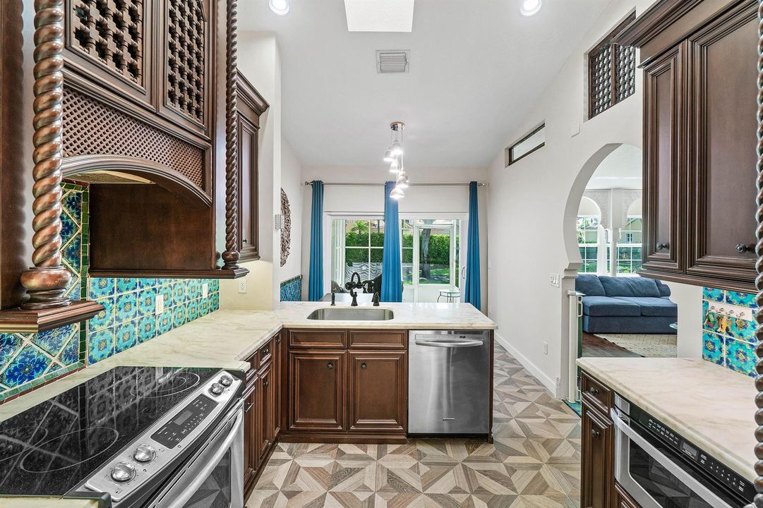Spacious kitchen
