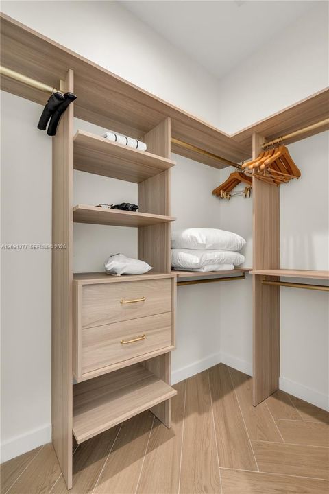 En Renta: $5,350 (1 camas, 1 baños, 720 Pies cuadrados)