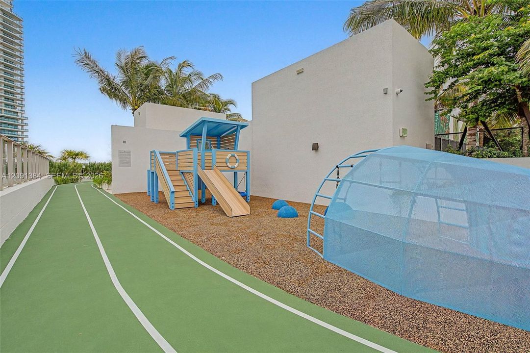 For Sale: $2,900,000 (3 beds, 2 baths, 0 Square Feet)