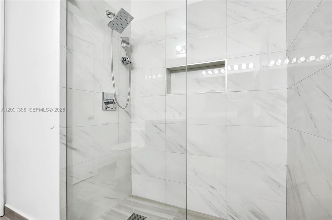 En Renta: $2,750 (2 camas, 1 baños, 1005 Pies cuadrados)