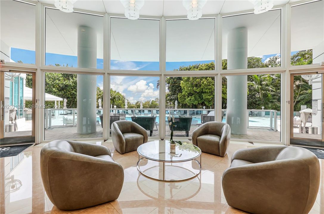 For Rent: $7,300 (1 beds, 1 baths, 1210 Square Feet)