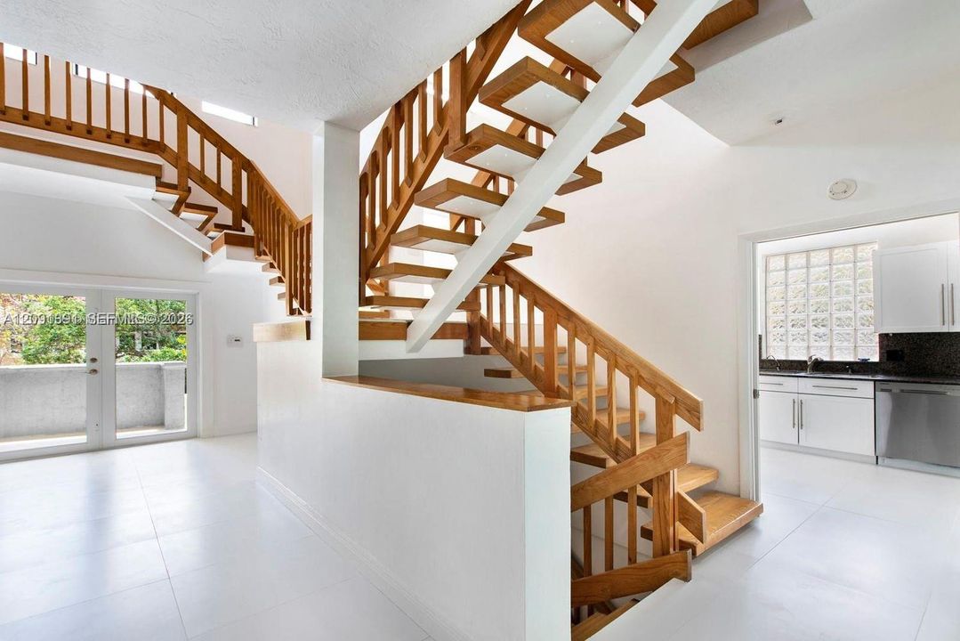 2nd Floor Entrance/Kitchen View