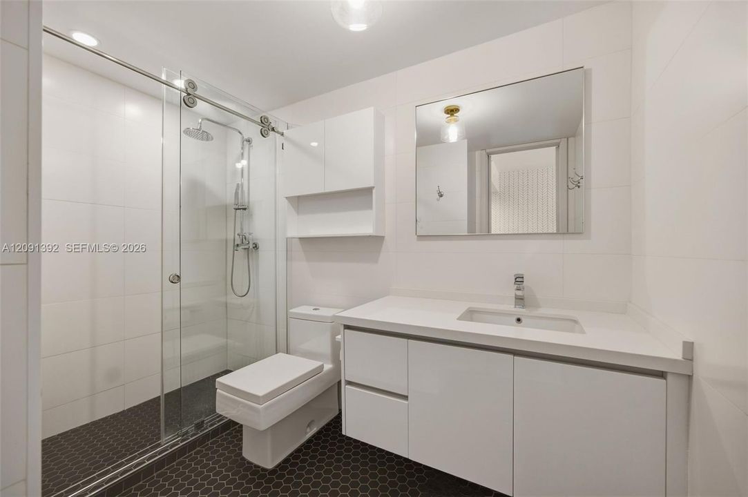 For Sale: $3,950,000 (4 beds, 4 baths, 3250 Square Feet)