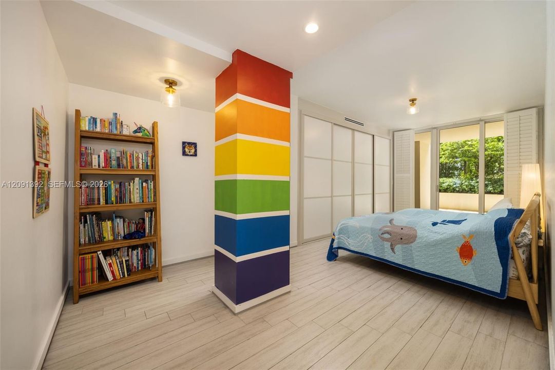 For Sale: $3,950,000 (4 beds, 4 baths, 3250 Square Feet)