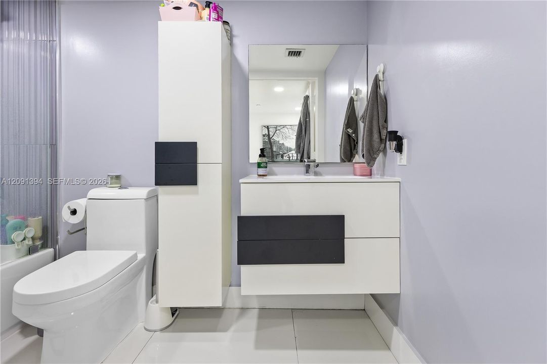 For Sale: $495,000 (2 beds, 2 baths, 1113 Square Feet)