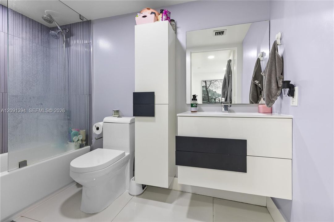 For Sale: $495,000 (2 beds, 2 baths, 1113 Square Feet)