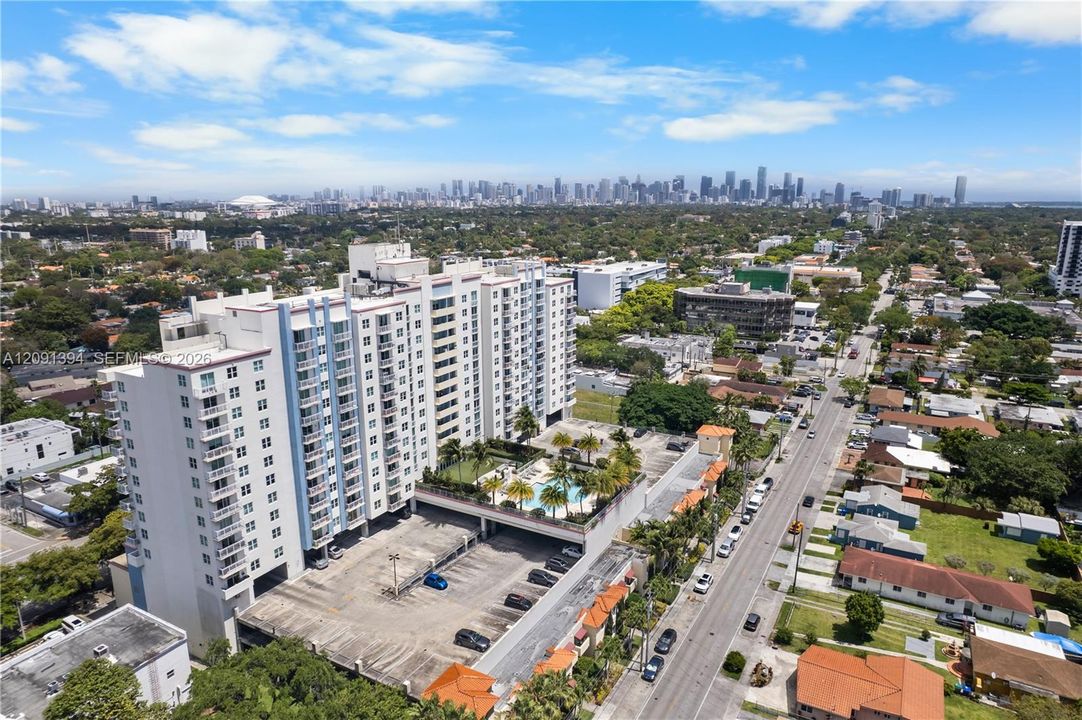 For Sale: $495,000 (2 beds, 2 baths, 1113 Square Feet)