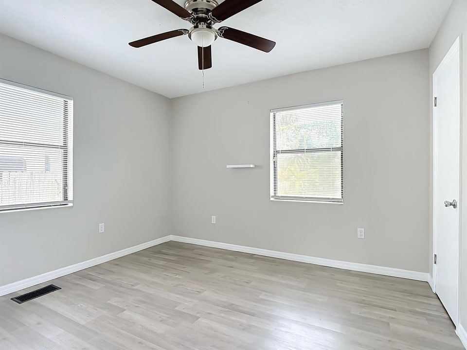 1312 Audubon Drive-35