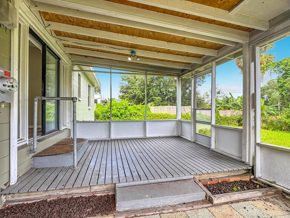 1312 Audubon Drive-45