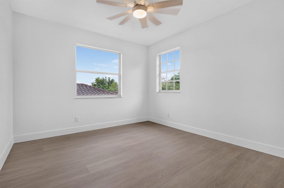 33-web-or-mls-8H3A3157