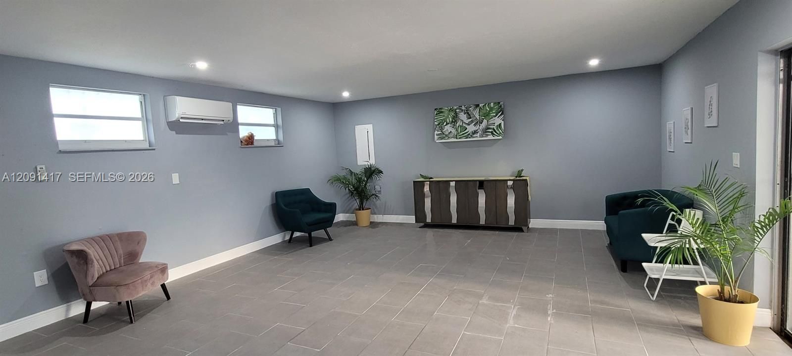 For Sale: $440,000 (3 beds, 2 baths, 1598 Square Feet)