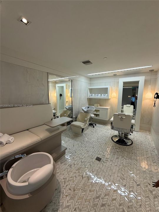 En Venta: $2,690,000 (2 camas, 3 baños, 2070 Pies cuadrados)