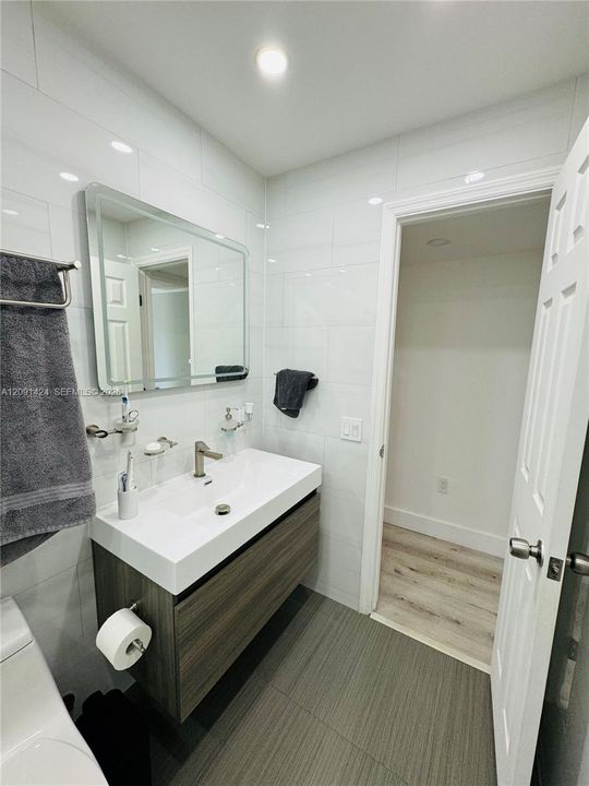 For Sale: $284,900 (3 beds, 2 baths, 1278 Square Feet)
