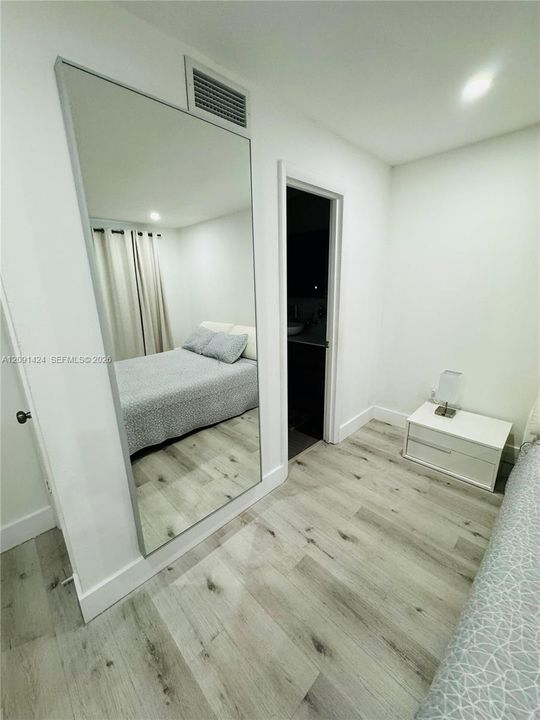 For Sale: $284,900 (3 beds, 2 baths, 1278 Square Feet)