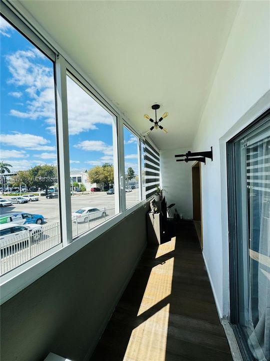 For Sale: $284,900 (3 beds, 2 baths, 1278 Square Feet)