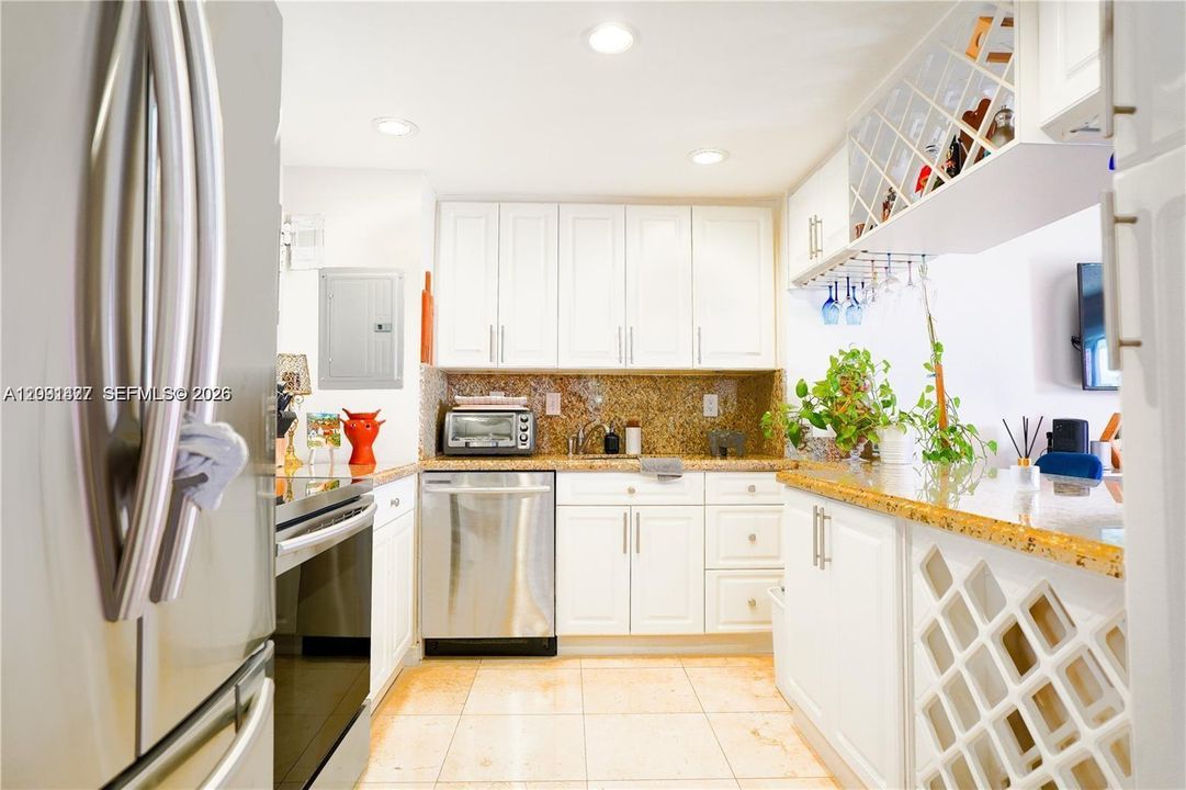 В аренду: $3,465 (2 спален, 2 ванн, 1377 Квадратных фут)