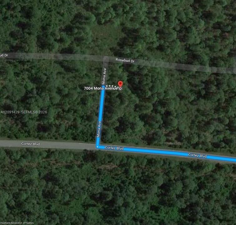 На продажу: $11,900 (0.23 acres)