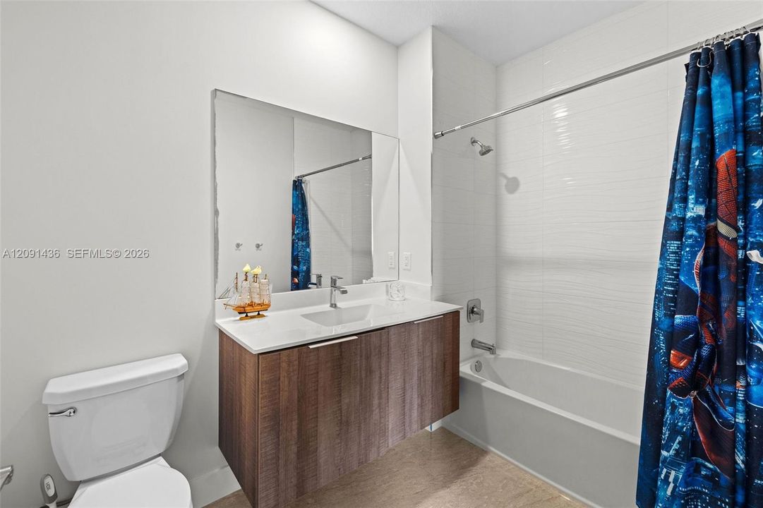 En-Suite Bathroom in 2nd Bedroom