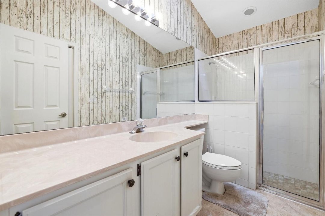 23_Bathroom