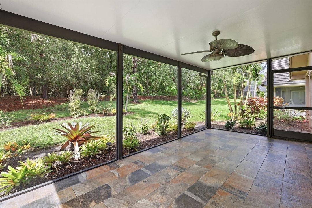 25_Sunroom