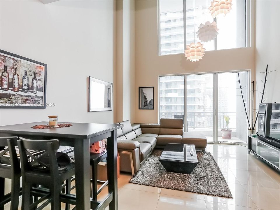 For Rent: $3,750 (2 beds, 2 baths, 1148 Square Feet)