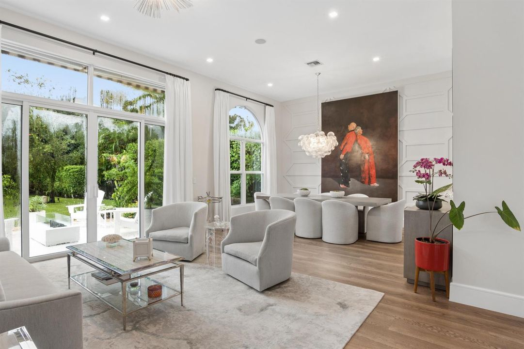 Living room/Dining Room