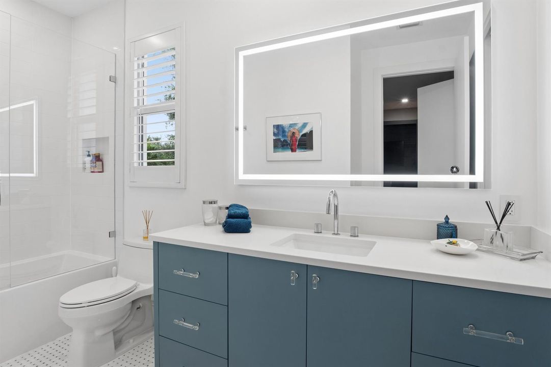 Guest Bath #2