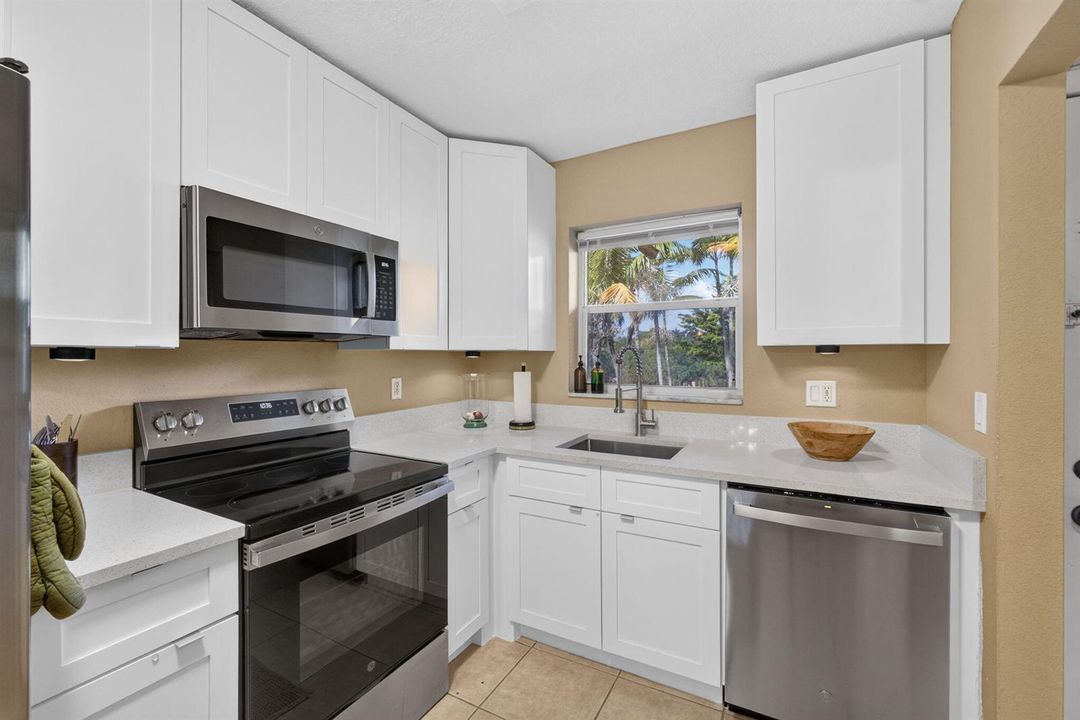 13-web-or-mls-5D1A4618