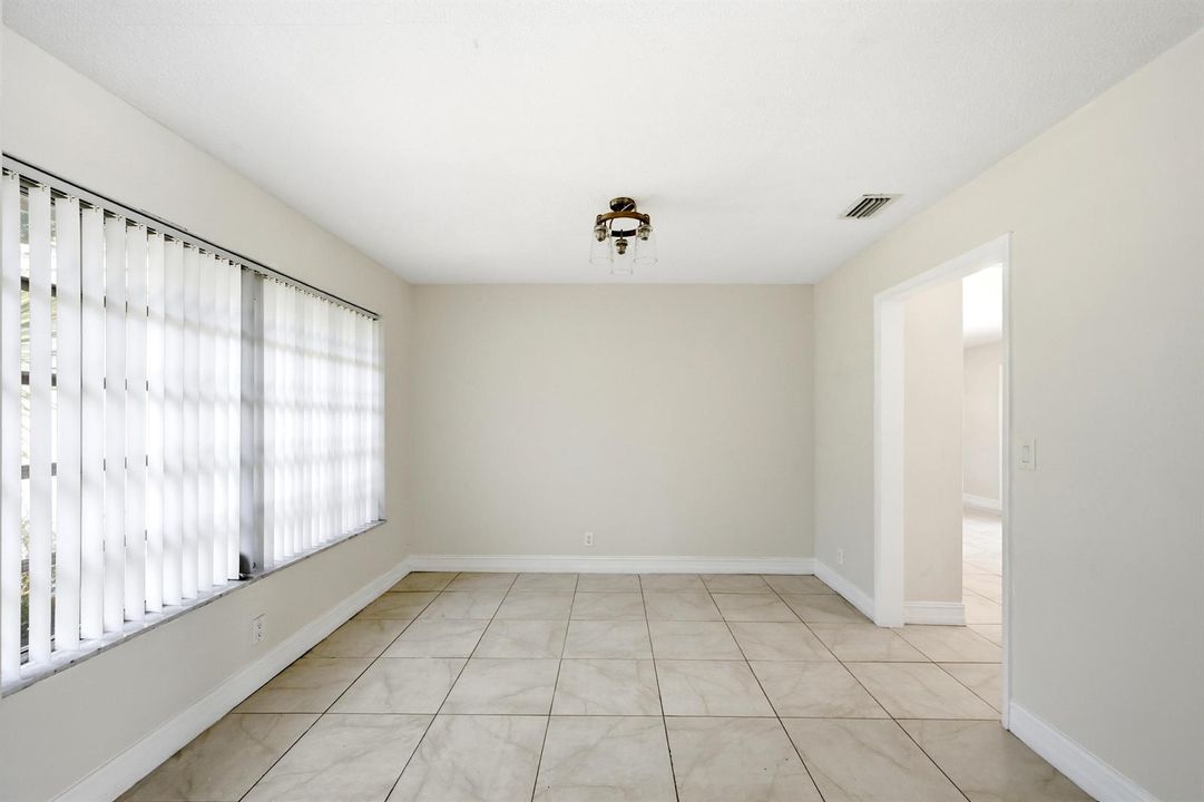 08_dining room