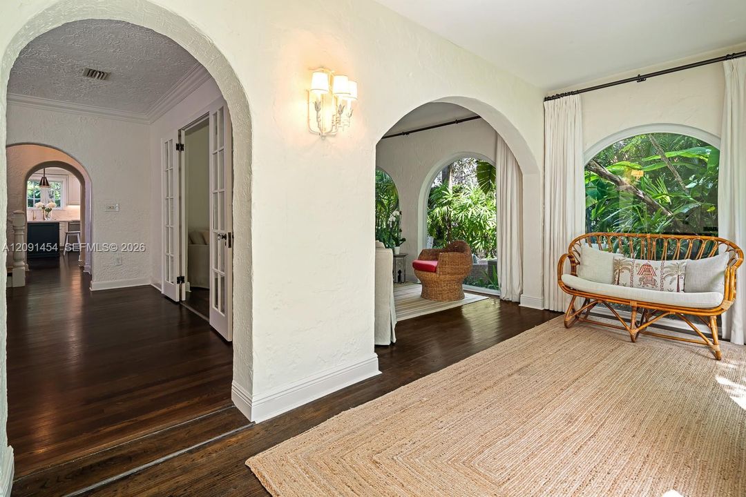For Sale: $3,450,000 (5 beds, 3 baths, 2986 Square Feet)
