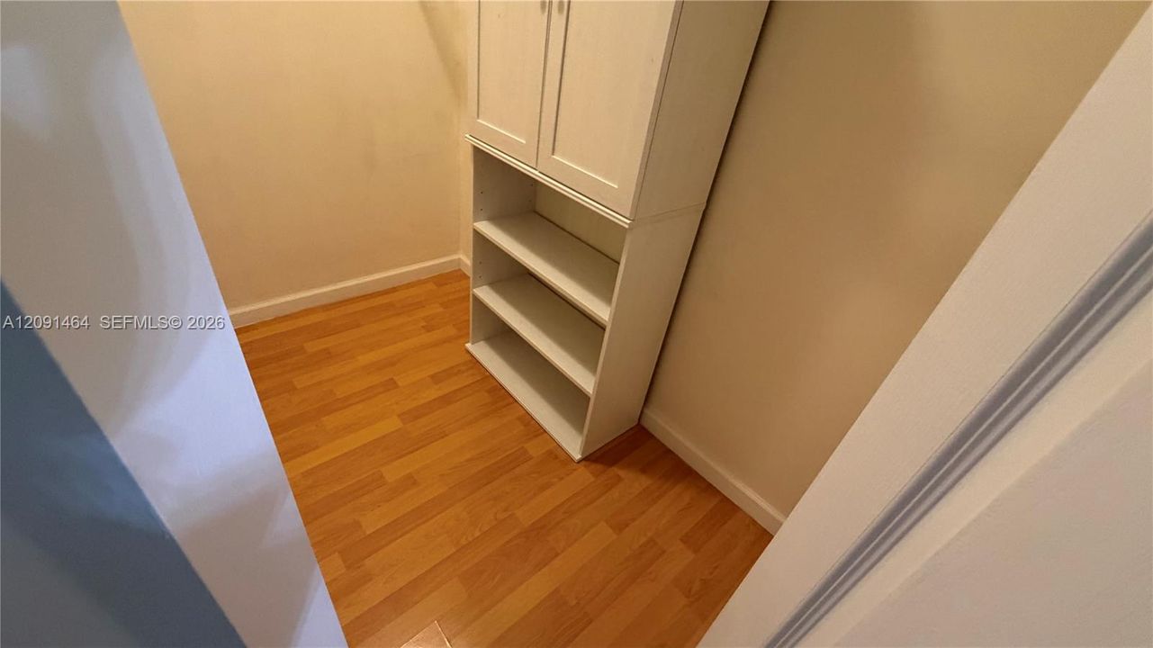 2nd bedroom walk-in