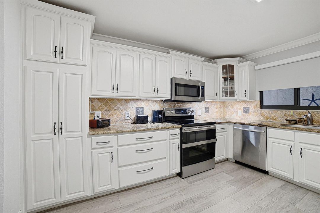 29-Kitchen-C