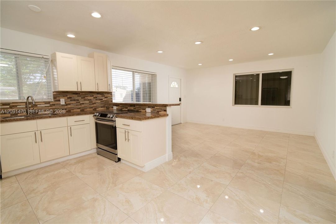 For Sale: $420,000 (3 beds, 2 baths, 1040 Square Feet)