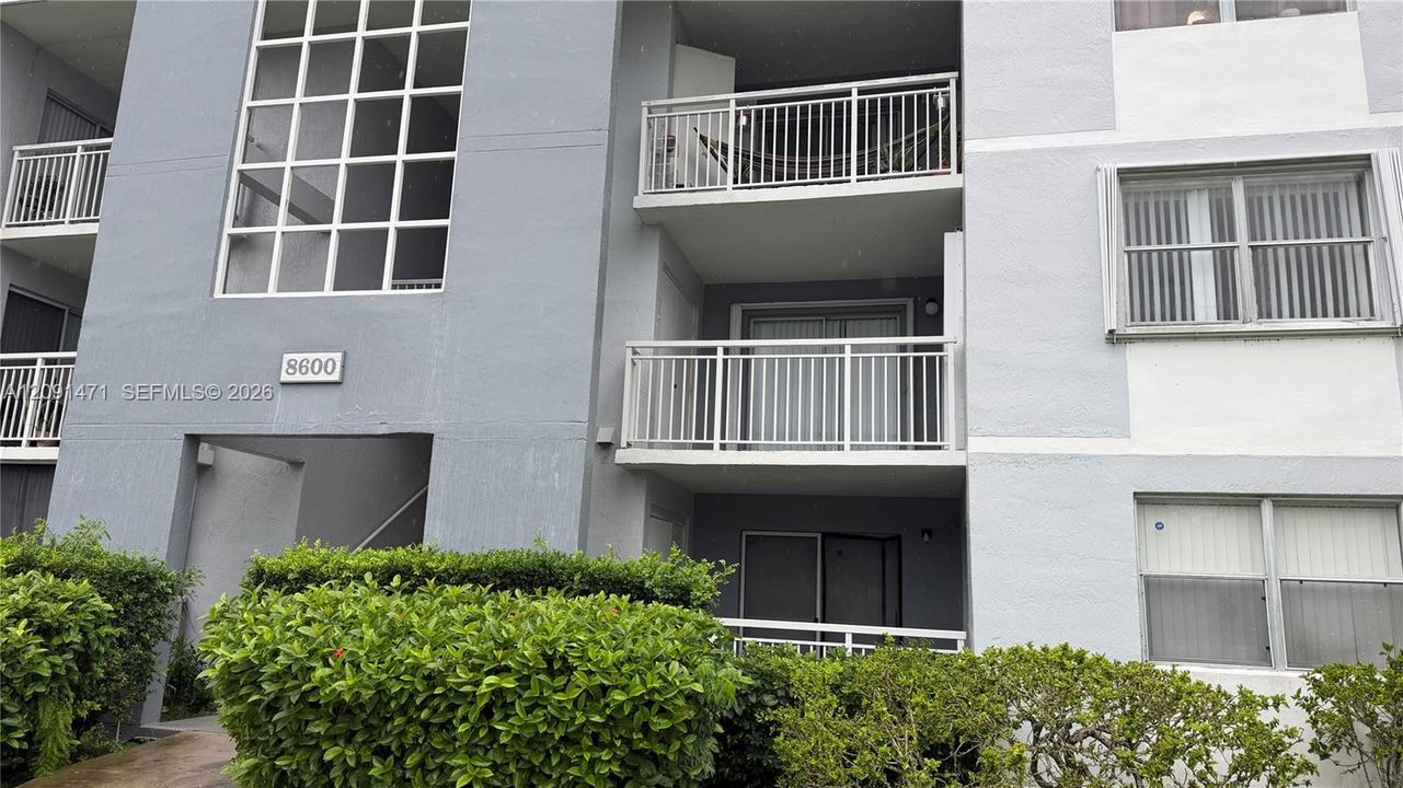 En Venta: $209,000 (1 camas, 1 baños, 813 Pies cuadrados)
