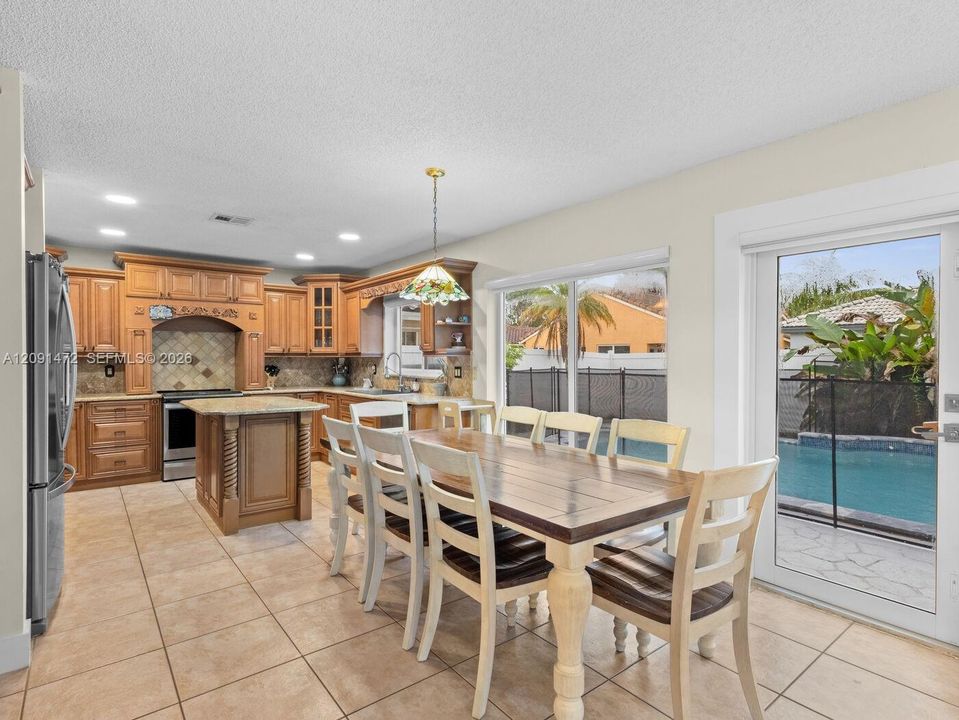 For Sale: $699,900 (4 beds, 3 baths, 2190 Square Feet)