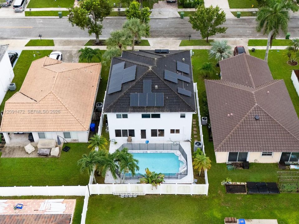 For Sale: $699,900 (4 beds, 3 baths, 2190 Square Feet)