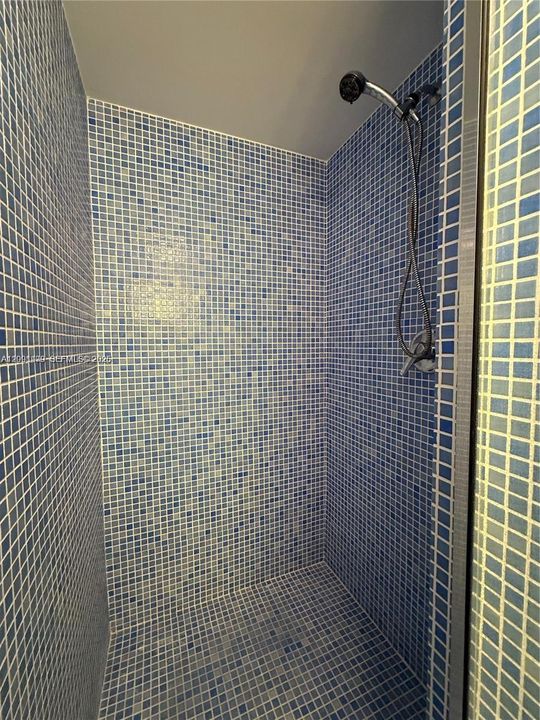 В аренду: $3,500 (2 спален, 2 ванн, 929 Квадратных фут)