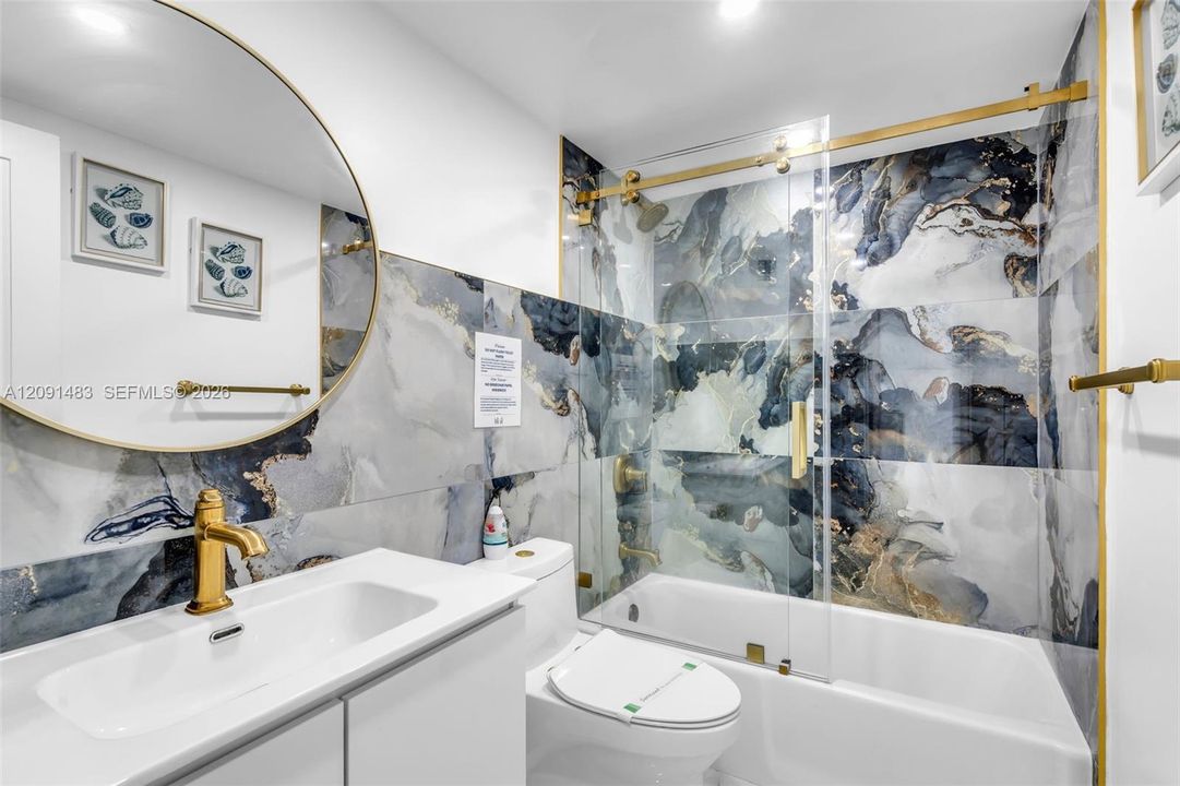 В аренду: $4,350 (1 спален, 1 ванн, 812 Квадратных фут)