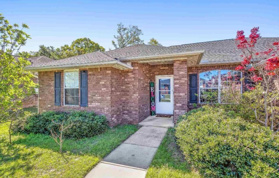 Listing Photos - Image - 6432 Sarasota S