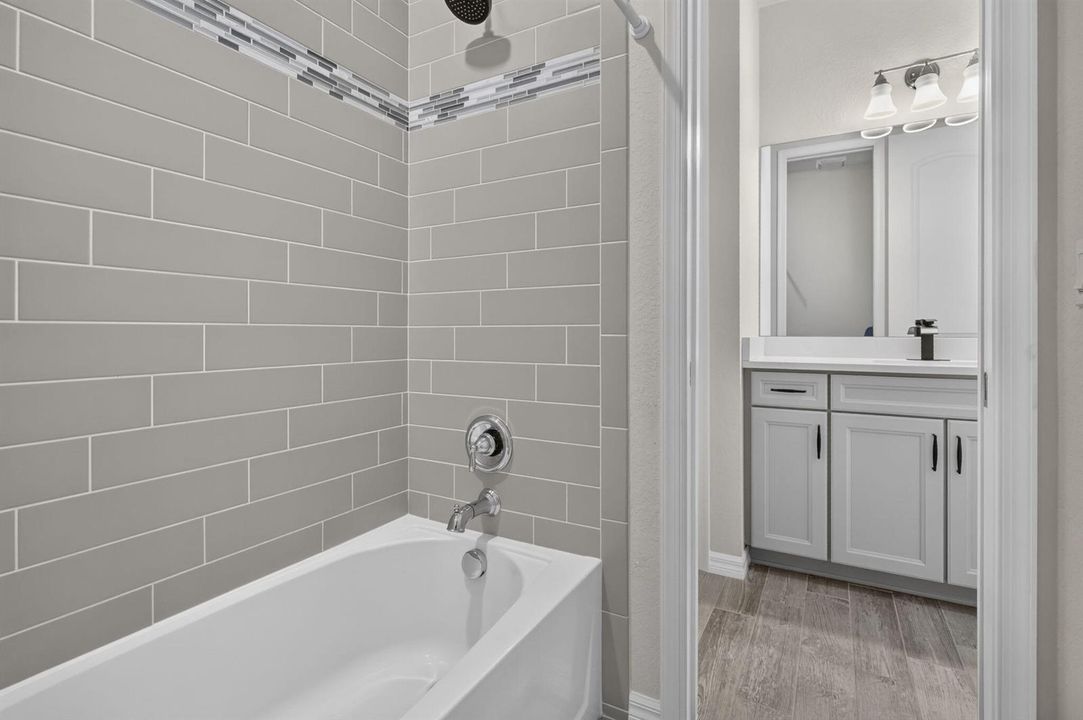 44-web-or-mls-BS1A7949